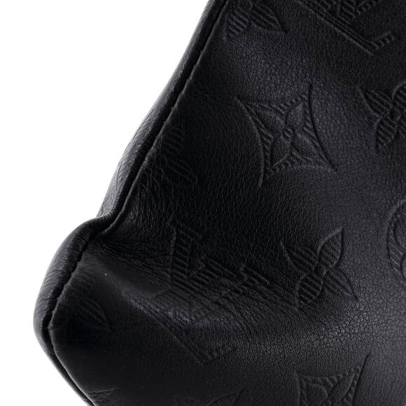 Louis Vuitton GM Discovery Pochette Monogram Shadow Leather - Picture 6 of 7